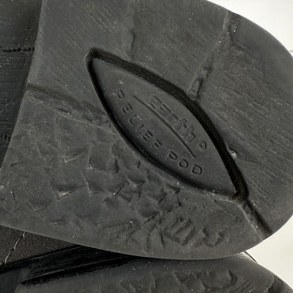 Earth Avani Buxton Gray‎ Ankle Boots Suede Leather Burnished Zip Size 8 Wide - Picture 8 of 10